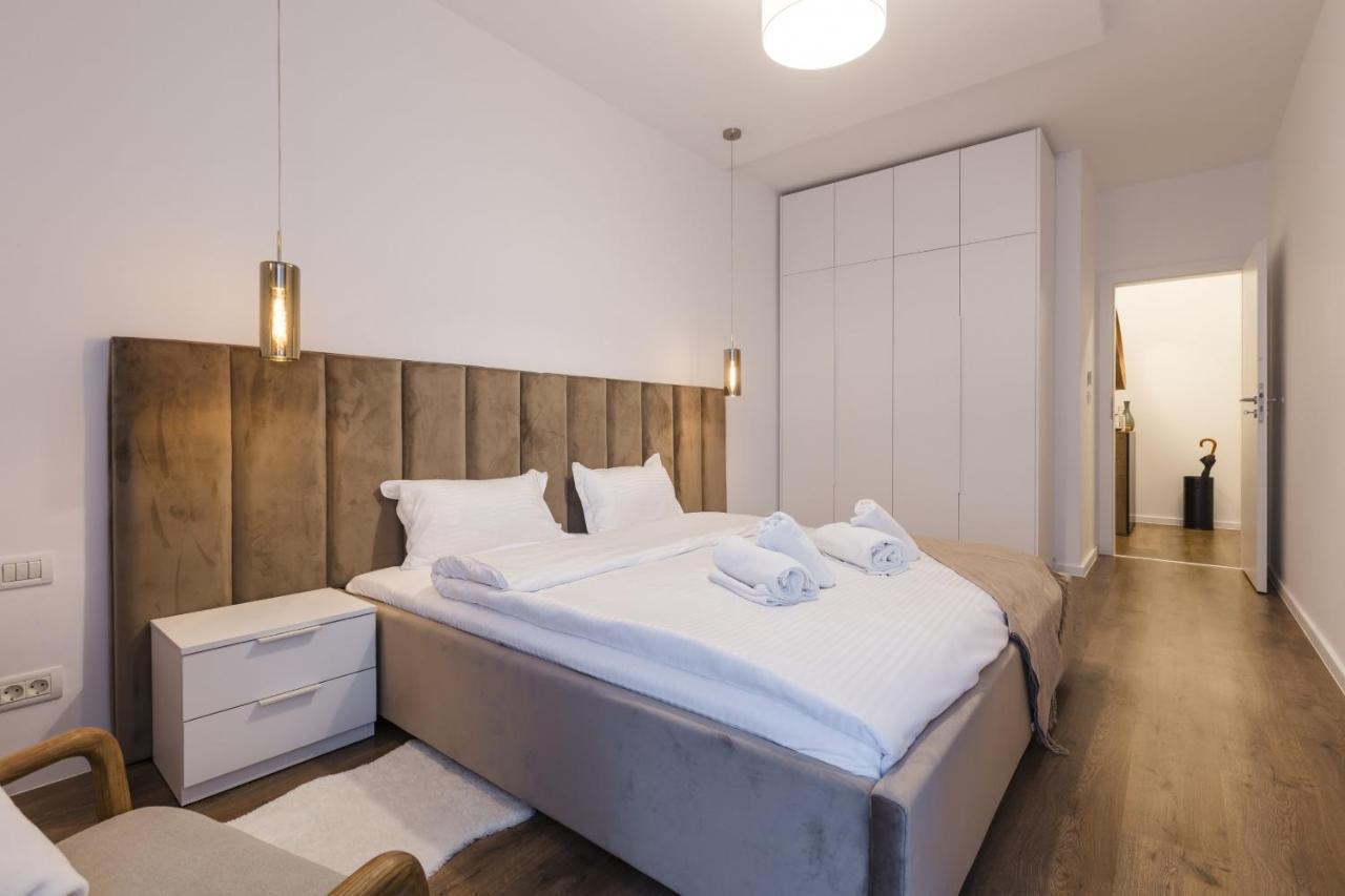 Apartment Near Iulius Mall With Balcony & Private Parking تيميشورا المظهر الخارجي الصورة